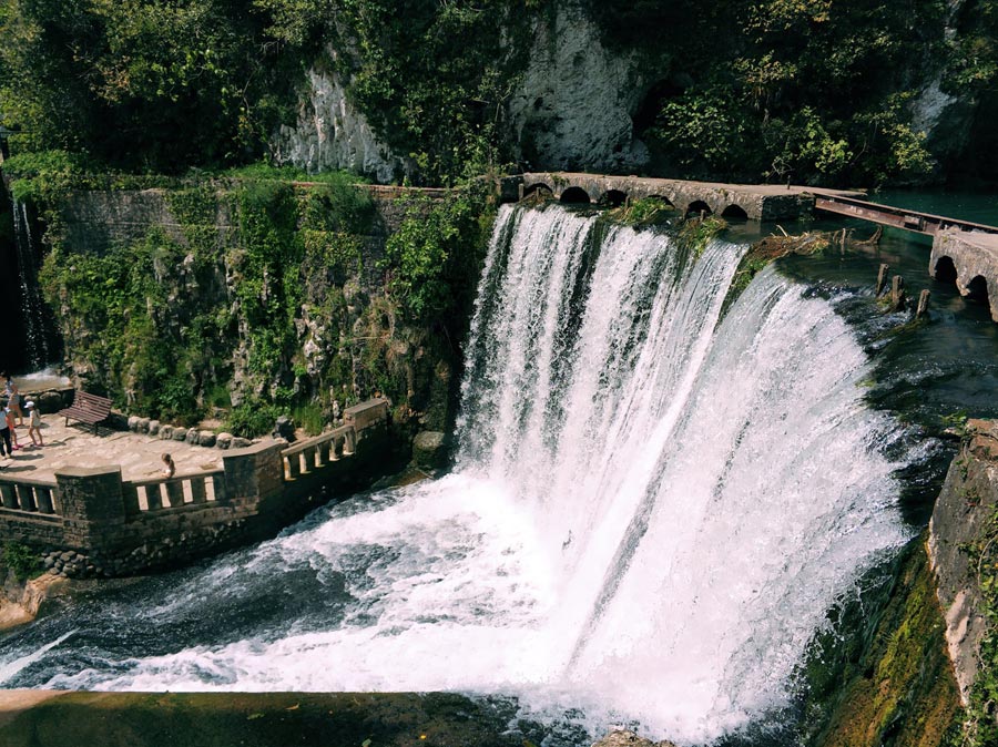 фото новоафонского водопада