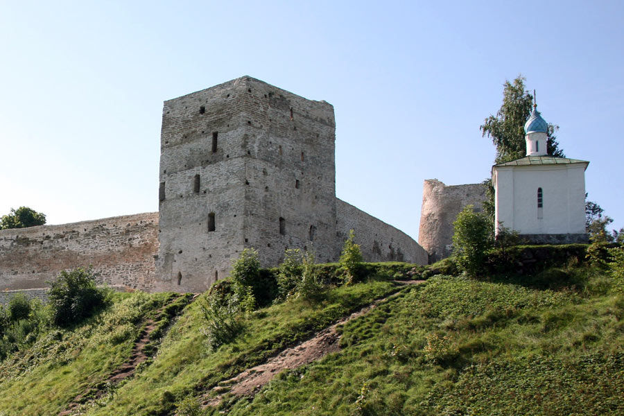 талавская башня изборская крепость