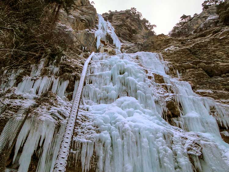 Водопад Учан-Су (Крым) — высота, как добраться на машине, где находится,  фото